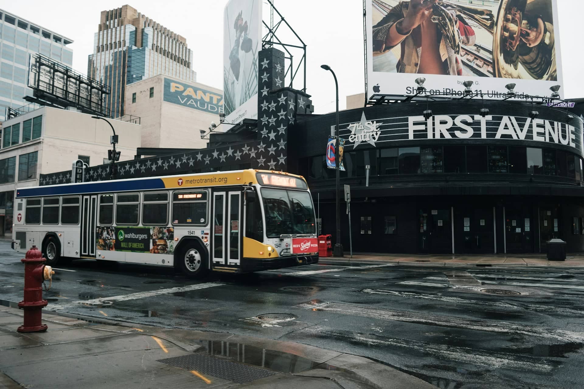 Mobilité urbaine : comment les bus de Paris se distinguent à l’international